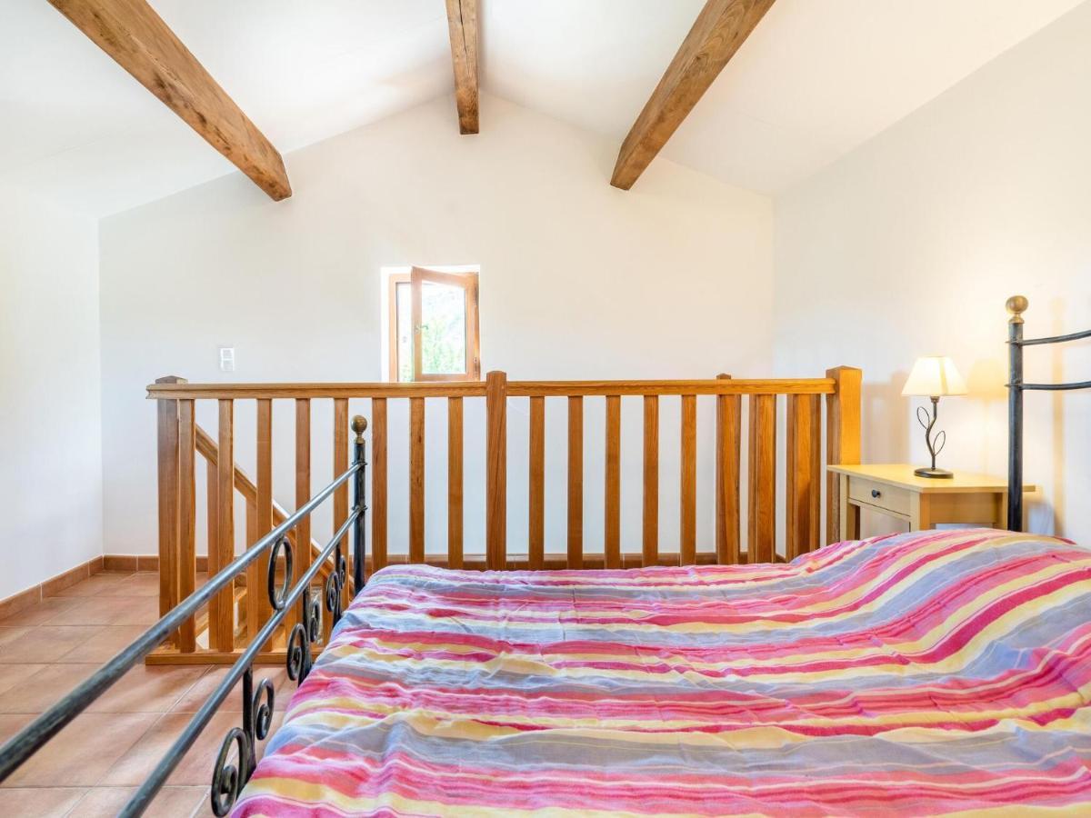 Classy Holiday Home In Les Vans With Pool Chambonas 외부 사진